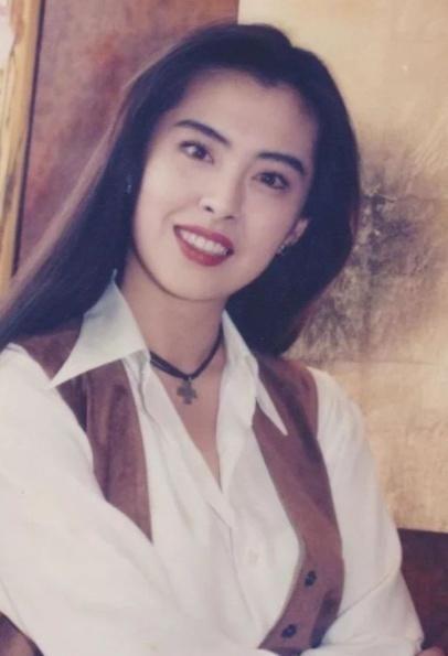 不工作不拍戏，在温哥华住16年的王祖贤，她的收入都是从何而来？-5.jpg