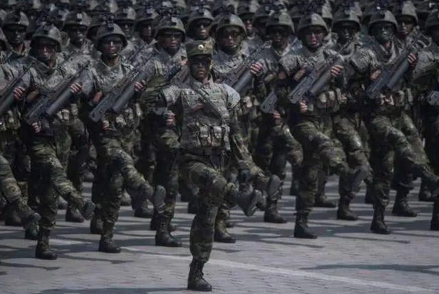百万大军4000辆坦克，还有洲际导弹，朝鲜算得上亚洲军事强国吗？-2.jpg
