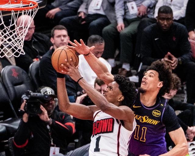 篮球——NBA常规赛：火箭胜湖人-10.jpg