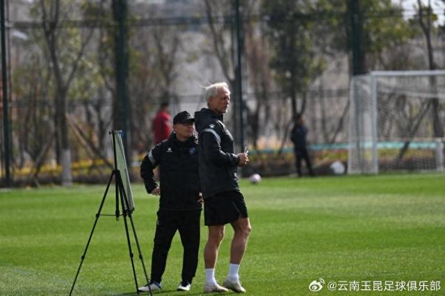 云南玉昆：国内球员“换血过半”，已敲定两名新外援-1.jpg