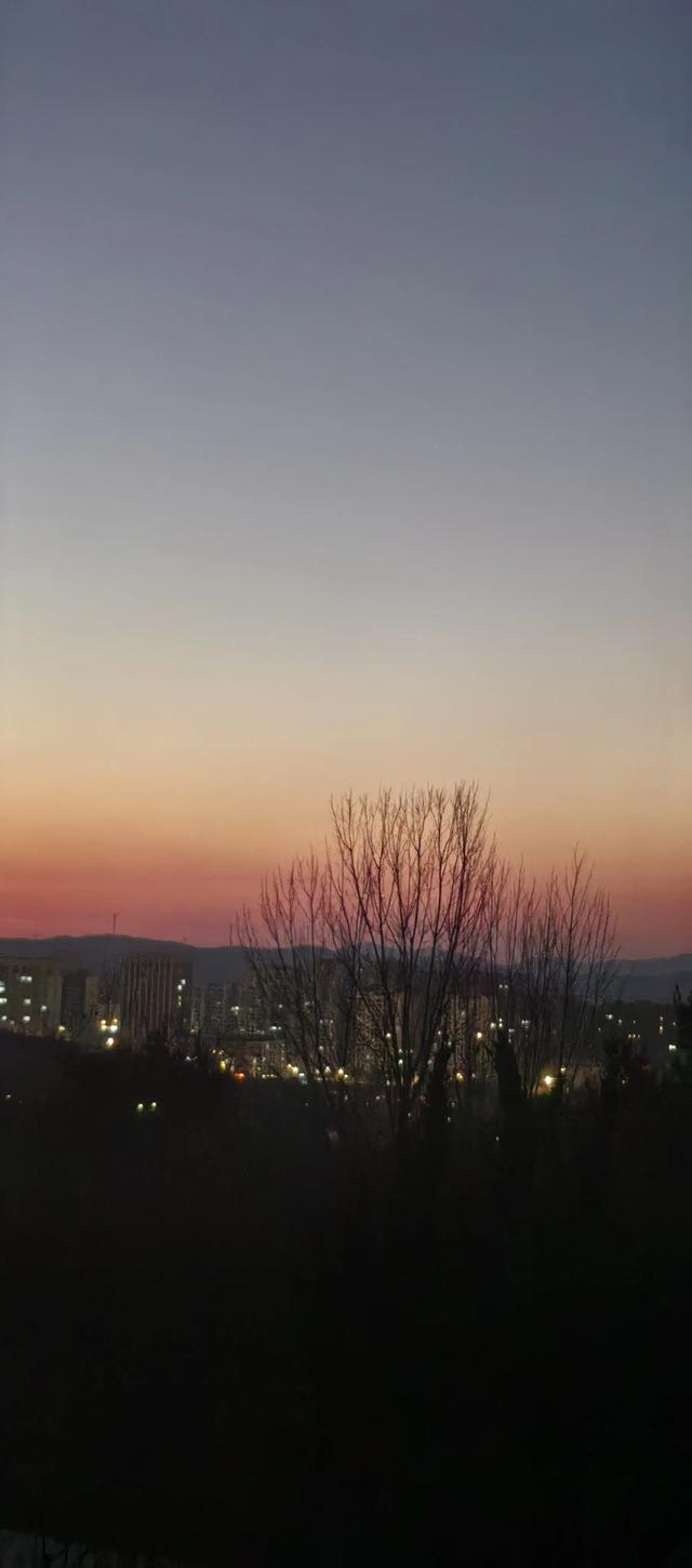 《头条首发》-7.jpg