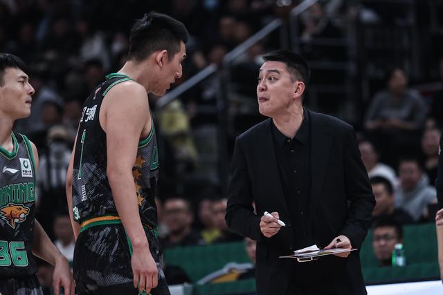 （体育）篮球——CBA常规赛：辽宁本钢不敌浙江方兴渡-8.jpg
