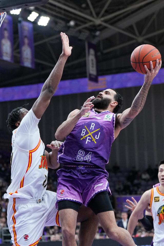 （体育）篮球——CBA：北京控股胜吉林九台农商银行-2.jpg