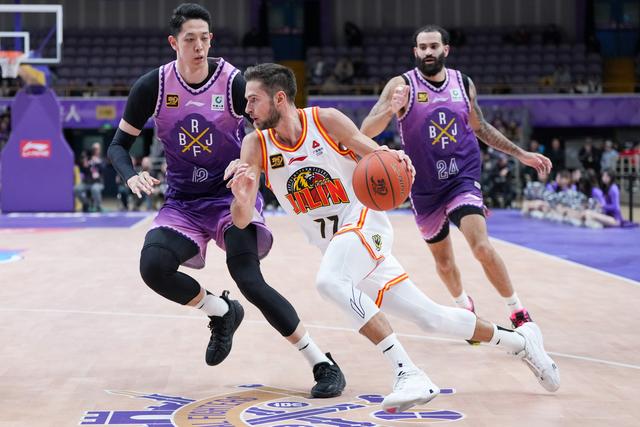 （体育）篮球——CBA：北京控股胜吉林九台农商银行-6.jpg