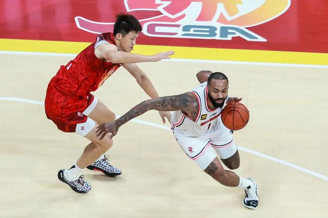 #（体育）篮球——CBA常规赛：广东东阳光胜深圳马可波罗-1.jpg