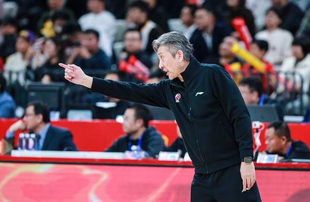 #（体育）篮球——CBA常规赛：广东东阳光胜深圳马可波罗-8.jpg