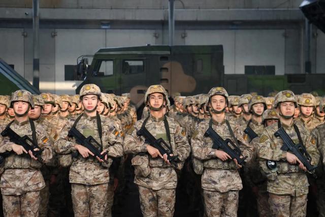 练兵备战新画卷 | 战鼓催征！火箭军某部迅速投入新年度军事训练-1.jpg