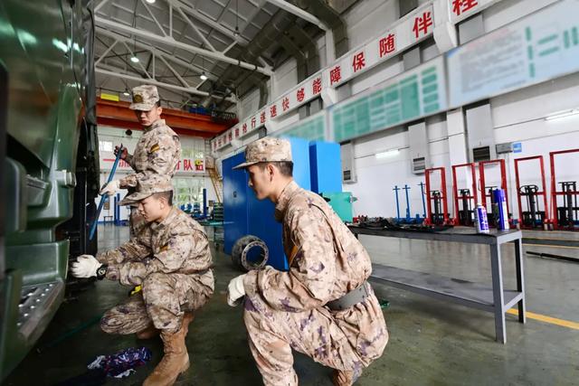 练兵备战新画卷 | 战鼓催征！火箭军某部迅速投入新年度军事训练-17.jpg