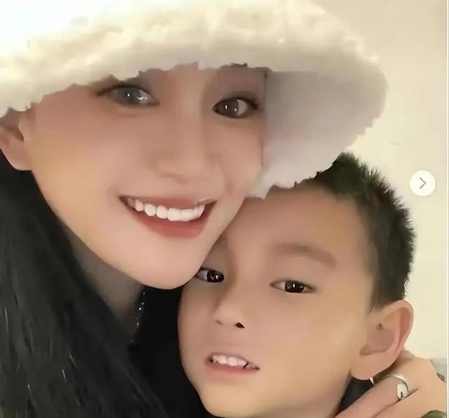 娱乐圈大揭秘！明星私下真面目，你绝对想不到！-6.jpg