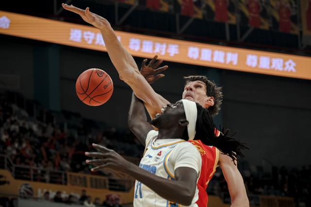 （体育）篮球——CBA常规赛：浙江方兴渡对阵北京北汽-6.jpg