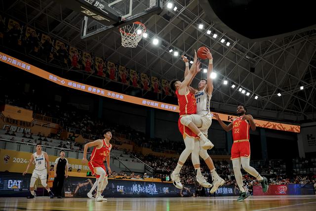 （体育）篮球——CBA常规赛：浙江方兴渡对阵北京北汽-8.jpg