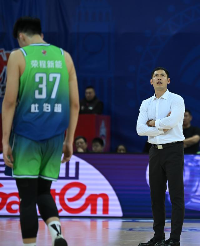 （体育）篮球——CBA常规赛：天津先行者不敌广东东阳光-12.jpg