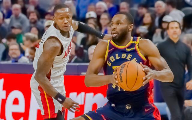 （体育）篮球——NBA常规赛：勇士不敌热火-6.jpg