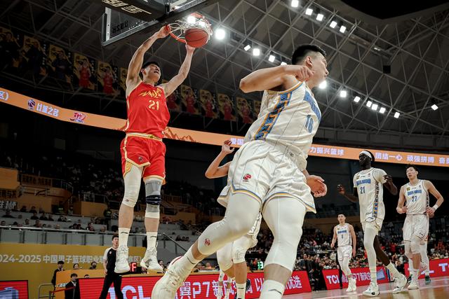 （体育）篮球——CBA常规赛：浙江方兴渡胜北京北汽-7.jpg